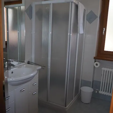 Aparthotel Residenza Arcobaleno Tenno Esterno foto
