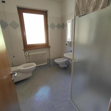 Aparthotel Residenza Arcobaleno Tenno Esterno foto