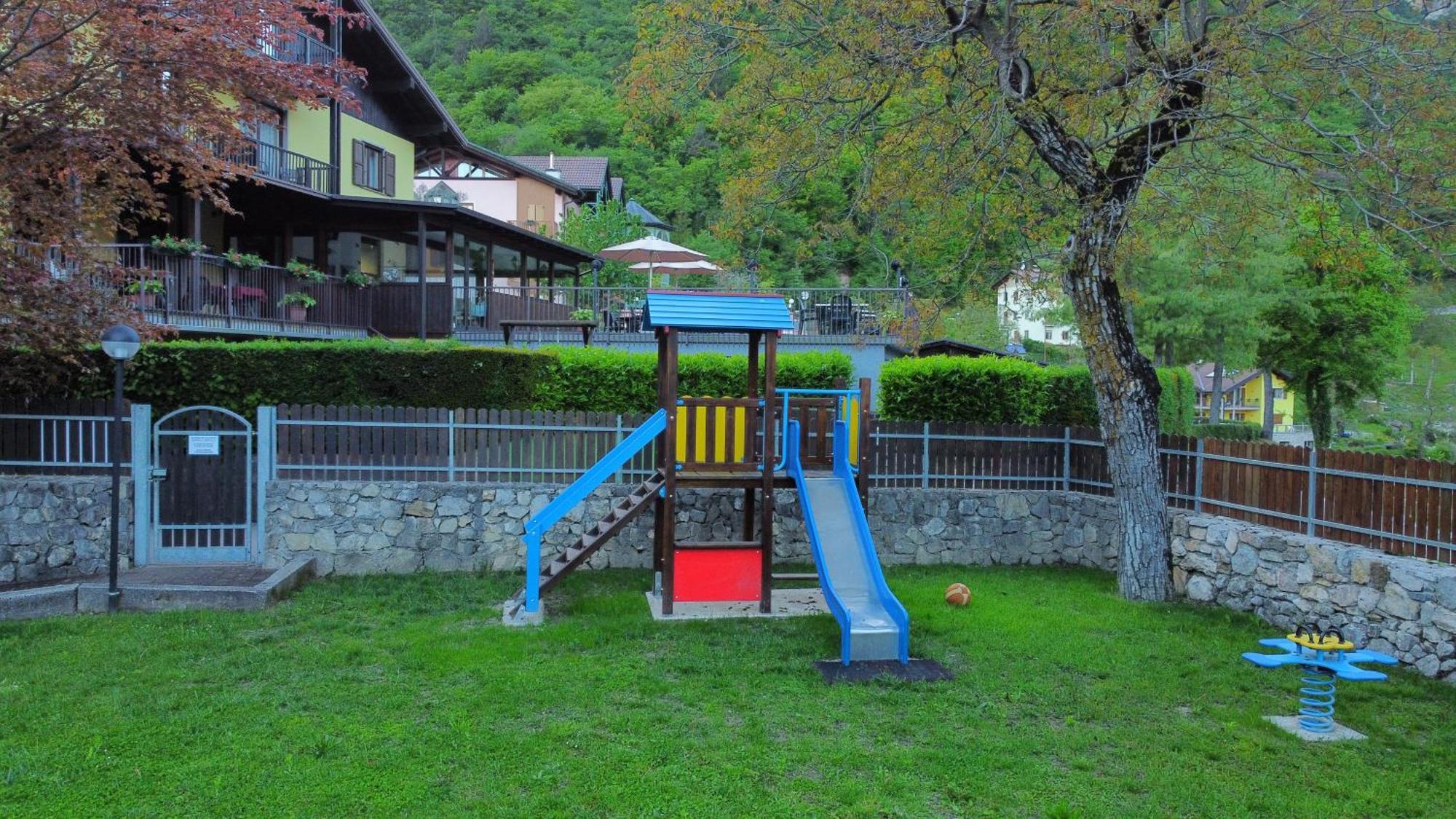 Residenza Arcobaleno Aparthotel